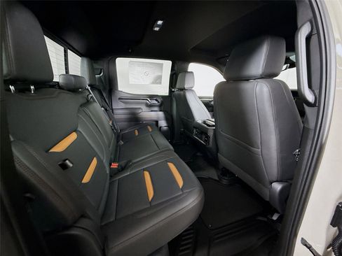 New 2026 GMC Sierra 1500 AT4 w/ AT4 Premium Package AWD/4WD image 21