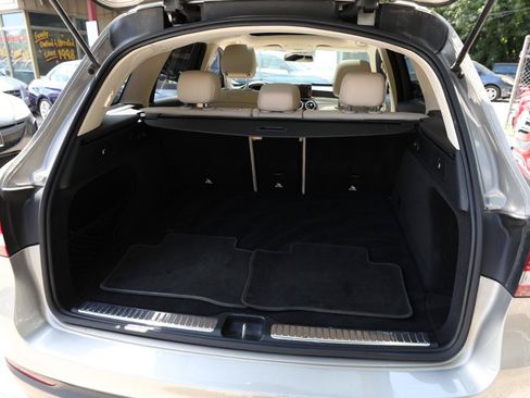 Used 2019 Mercedes-Benz GLC 300 image 12