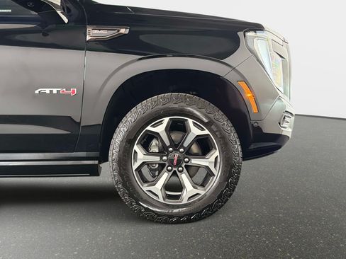 Used 2026 GMC Yukon AT4 Ultimate w/ LPO, Floor Liner Package AWD/4WD image 21