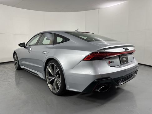 Used 2021 Audi RS 7 Sportback AWD/4WD image 31