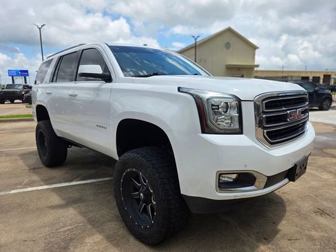 Used 2018 GMC Yukon SLT w/ Open Road Package AWD/4WD image 3