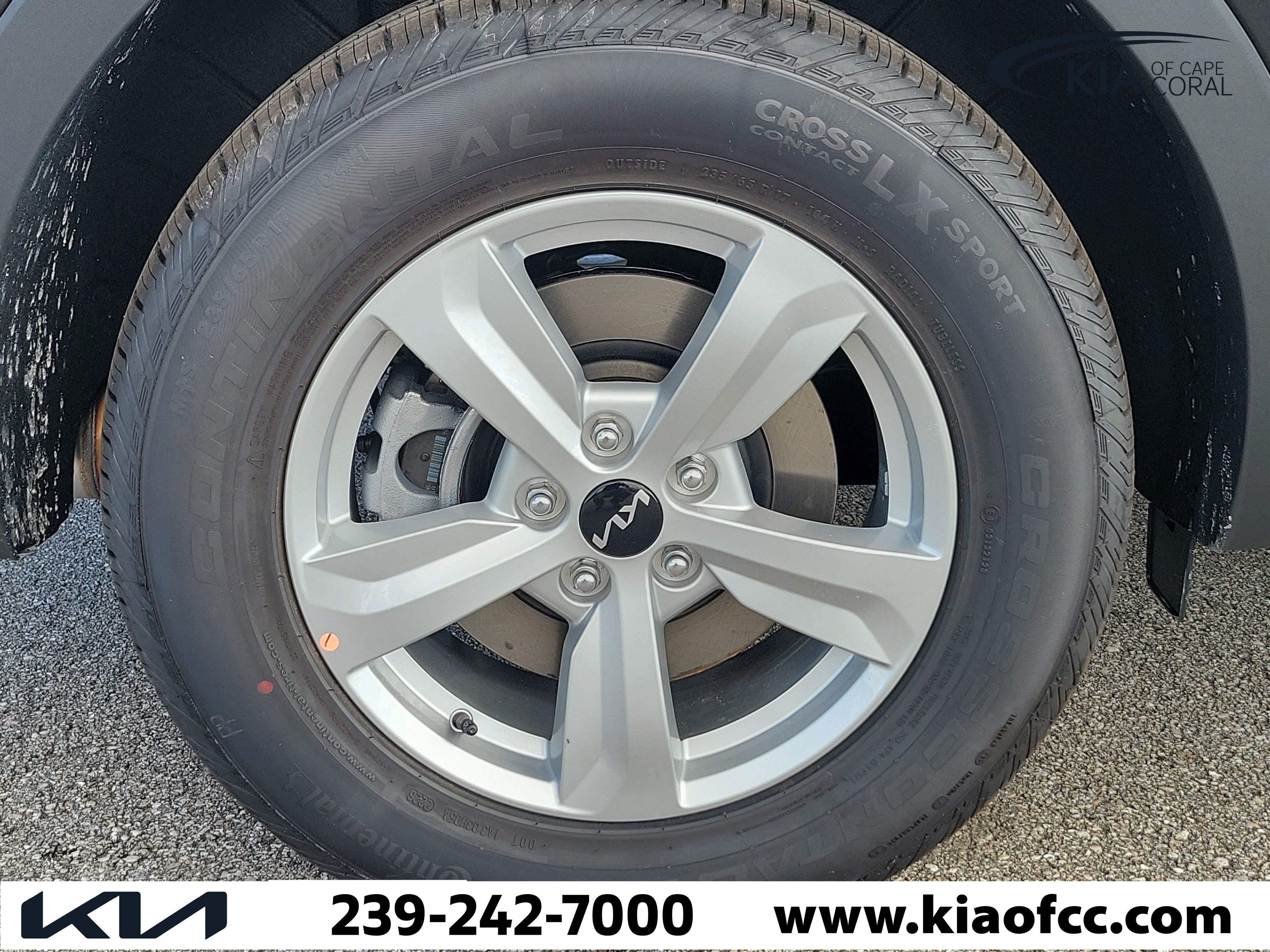 New 2026 Kia Sorento LX FWD image 9