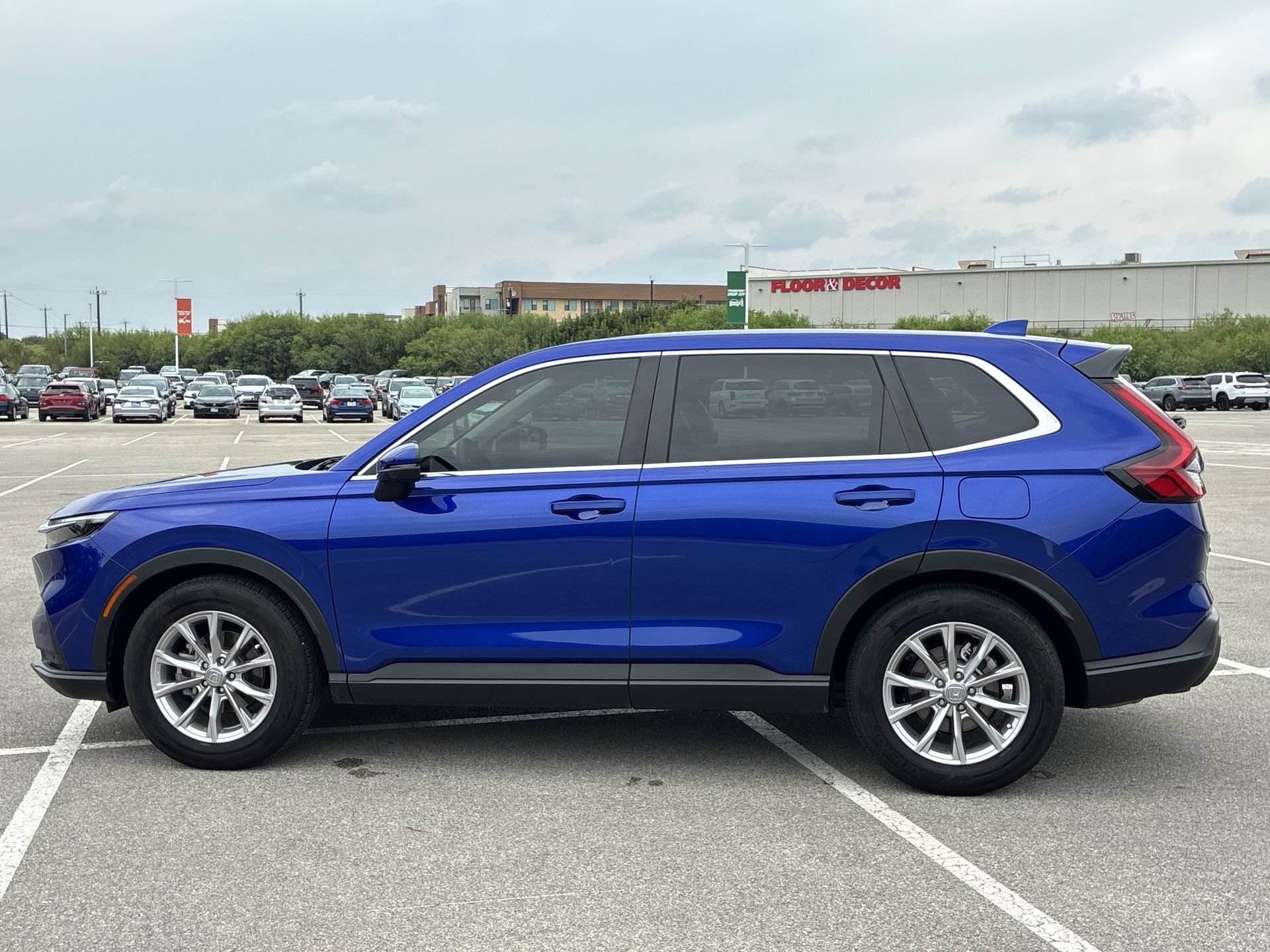 Certified 2025 Honda CR-V EX-L image 3
