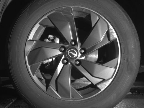 Used 2025 Nissan Rogue SV image 12