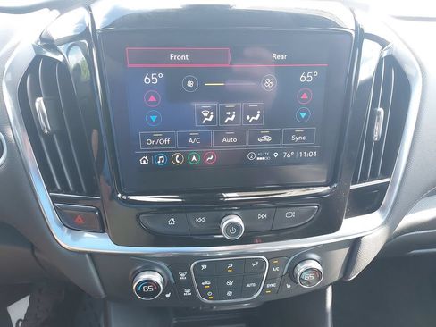 Used 2023 Chevrolet Traverse RS AWD/4WD image 25
