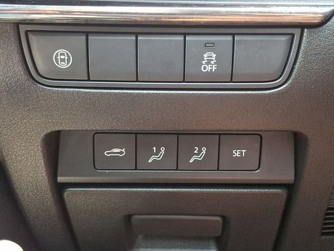 Used 2019 MAZDA MAZDA3 Sedan w/ Preferred Package FWD image 26
