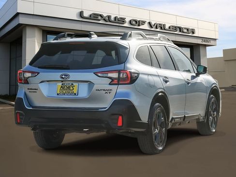 Used 2020 Subaru Outback Onyx Edition XT image 6