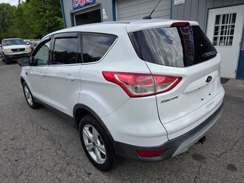 Used 2015 Ford Escape SE image 7