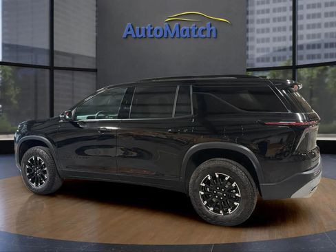 Used 2025 Chevrolet Traverse Z71 w/ Driver Confidence Package AWD/4WD image 8