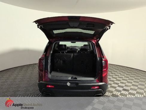 Used 2021 GMC Acadia SLT w/ Elevation Edition image 11