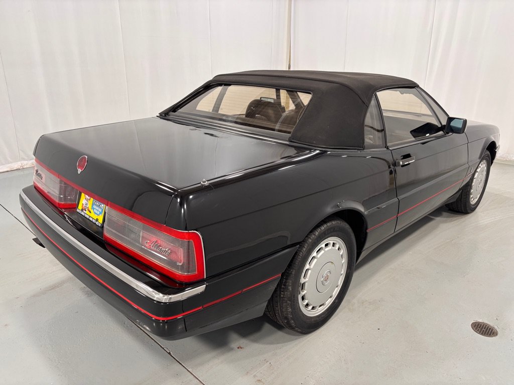 Used 1992 Cadillac Allante FWD image 5