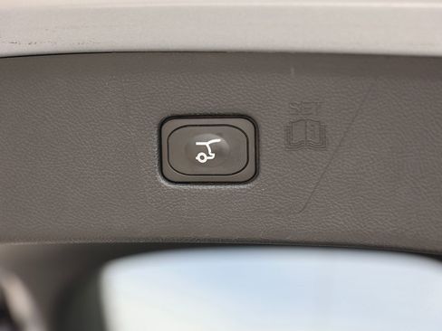 Used 2024 Ford Edge ST-Line AWD/4WD image 15