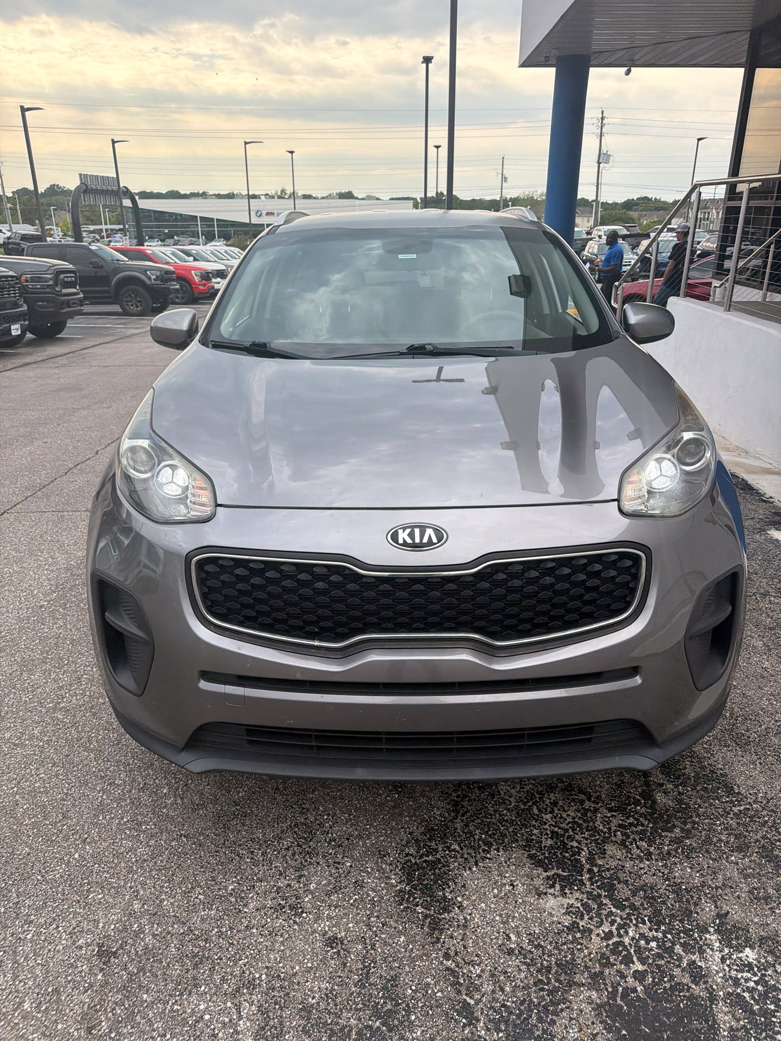 Used 2018 Kia Sportage LX w/ LX Popular Package FWD image 2