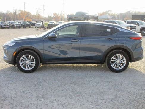 New 2026 Buick Envista Preferred image 9