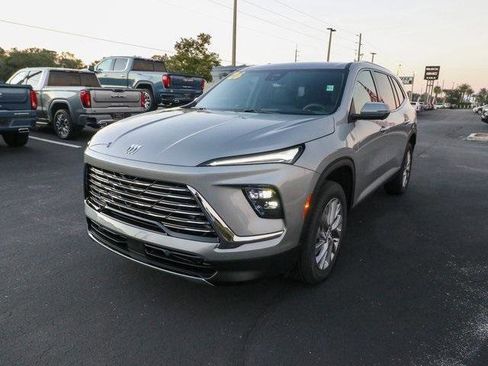 New 2026 Buick Enclave Preferred image 3