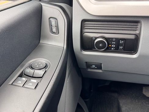 New 2025 Ford F350 XL w/ XL Chrome Package image 19