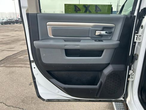 Used 2017 RAM 2500 SLT image 13