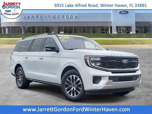 Used 2025 Ford Expedition Max Platinum image 1