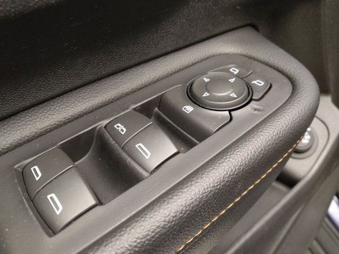 Used 2019 GMC Terrain SLE w/ Driver Convenience Package image 27