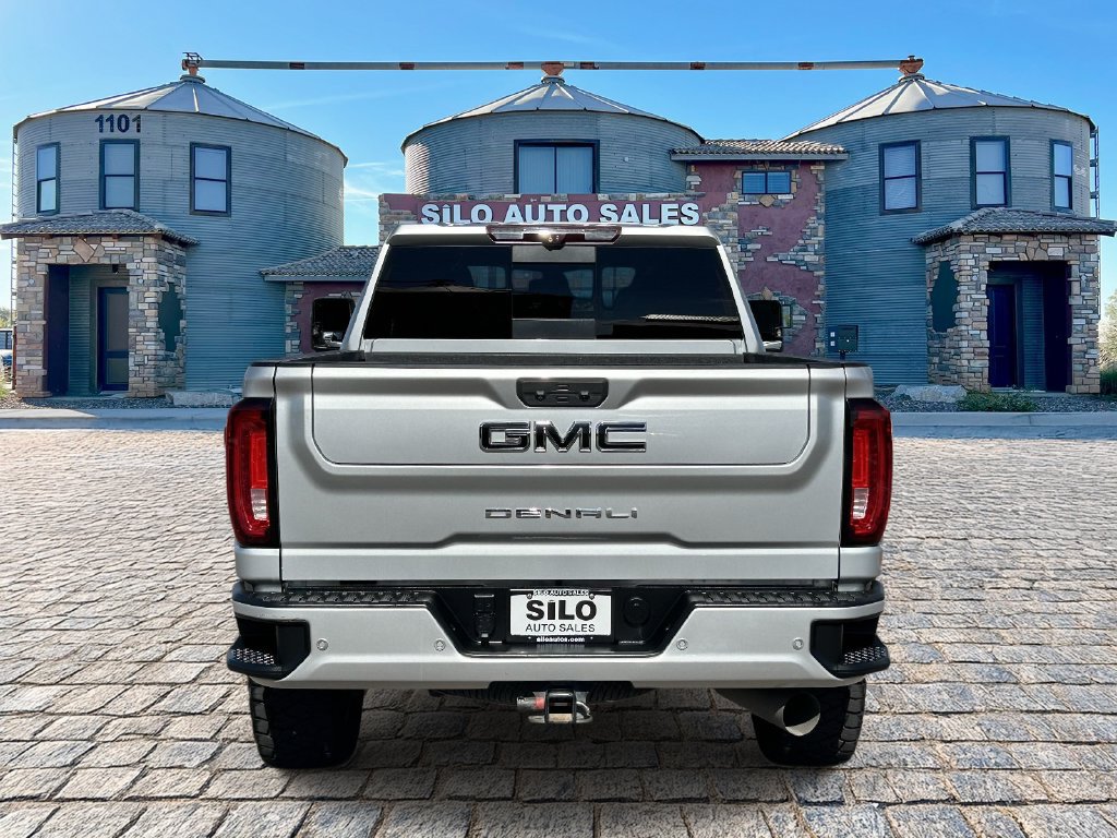 Used 2021 GMC Sierra 3500 Denali w/ Technology Package AWD/4WD image 4