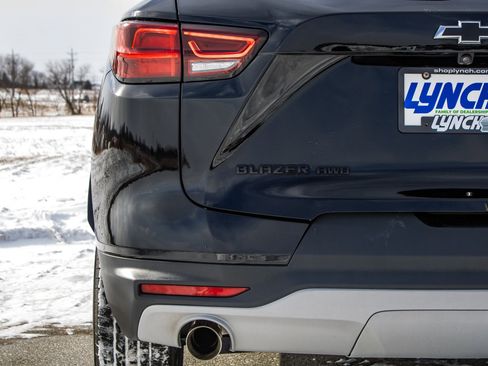 Used 2023 Chevrolet Blazer LT w/ LPO, Black Grille Bar Package image 9