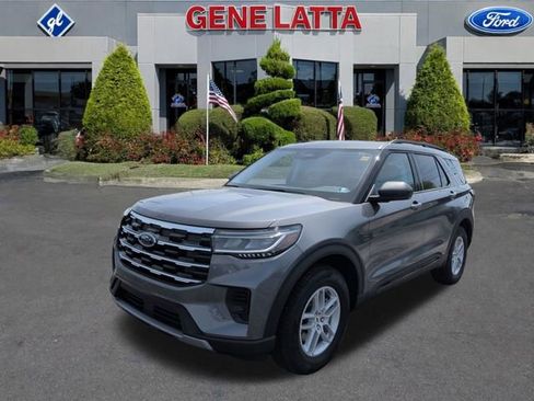 New 2026 Ford Explorer Active AWD/4WD image 3