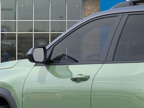 New 2026 Chevrolet Equinox LT w/ Convenience Package II image 12