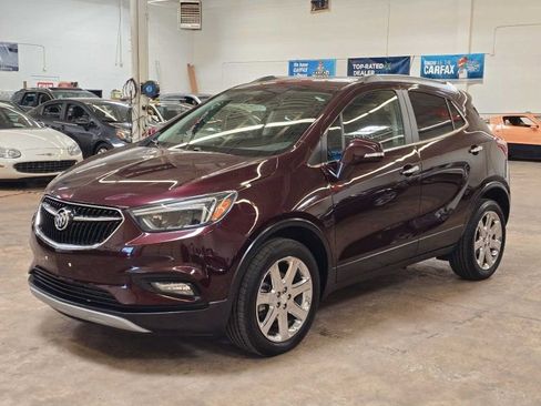 Used 2018 Buick Encore Essence w/ Experience Buick Package AWD/4WD image 2