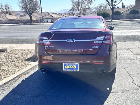 Used 2015 Ford Taurus SEL w/ Equipment Group 201A image 4