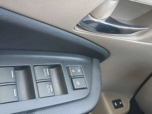 Used 2021 Honda Pilot Touring image 34