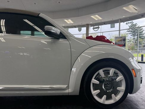Used 2019 Volkswagen Beetle 2.0T FWD image 7