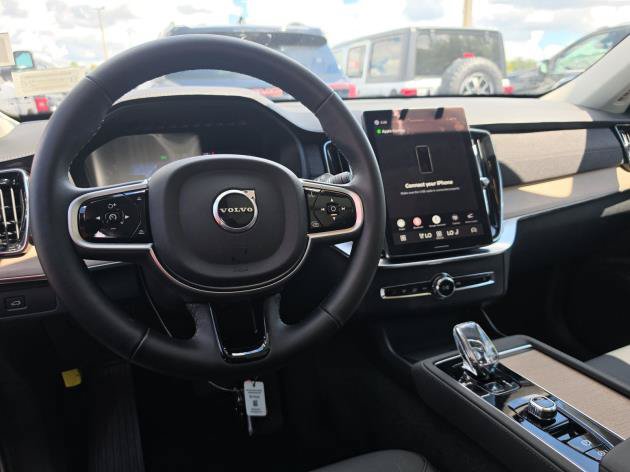 Used 2026 Volvo XC90 B6 Plus AWD/4WD image 4