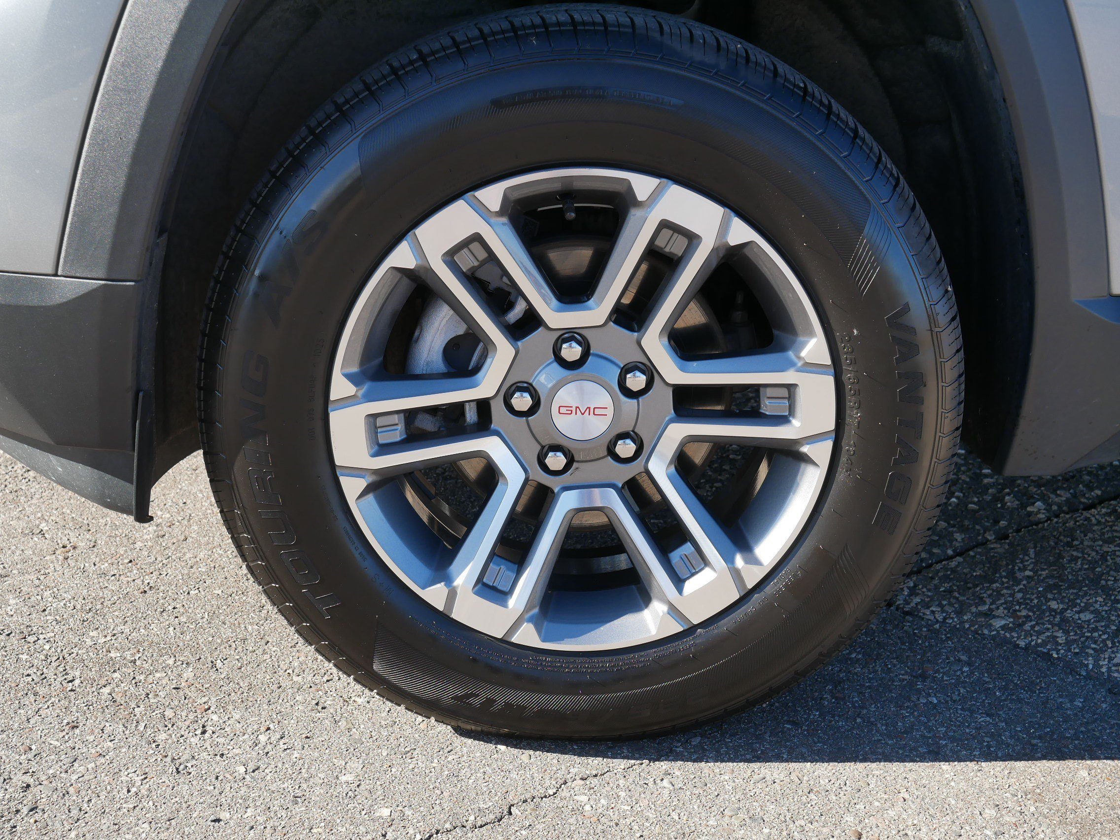 Used 2025 GMC Terrain Elevation AWD/4WD image 15