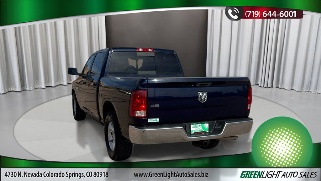 Used 2013 RAM 1500 Classic SLT w/ Premium Display Pkg RWD image 3