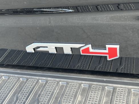 New 2026 GMC Sierra 1500 AT4 AWD/4WD image 9