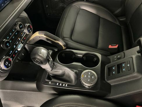 New 2026 Ford Bronco Badlands AWD/4WD image 19