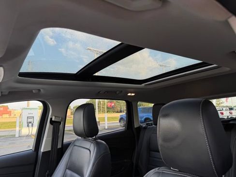Certified 2019 Ford Escape SEL AWD/4WD image 8