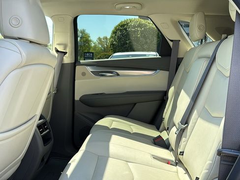 Used 2018 Cadillac XT5 Luxury AWD/4WD image 25