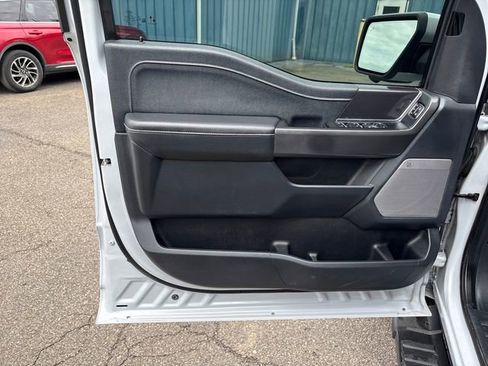 Used 2025 Ford F150 Lariat AWD/4WD image 7