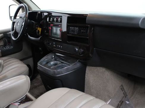 Used 2012 GMC Savana 2500 Extended image 33