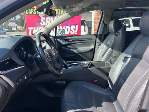 Used 2020 Buick Enclave Essence image 15