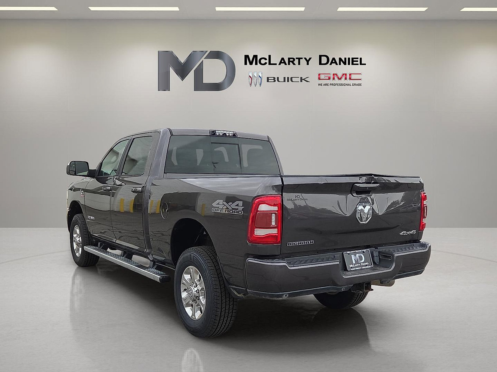 Used 2020 RAM 2500 Big Horn w/ Level 2 Equipment Group AWD/4WD image 13