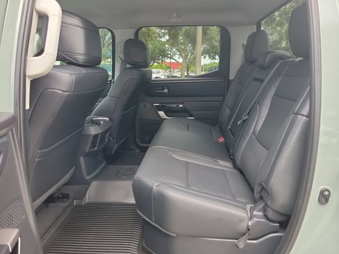 Used 2024 Toyota Tundra Limited AWD/4WD image 10