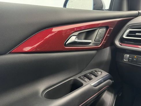Used 2026 Chevrolet Traverse RS w/ LPO, Floor Liner Package FWD image 39