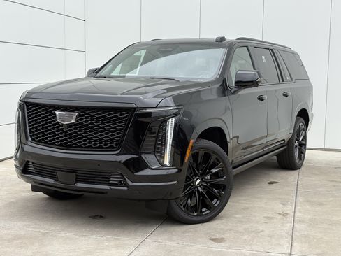 New 2026 Cadillac Escalade ESV Platinum Sport w/ LPO, ONYX Package AWD/4WD image 2