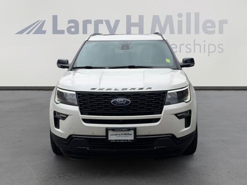 Used 2019 Ford Explorer Sport w/ Equipment Group 401A image 8