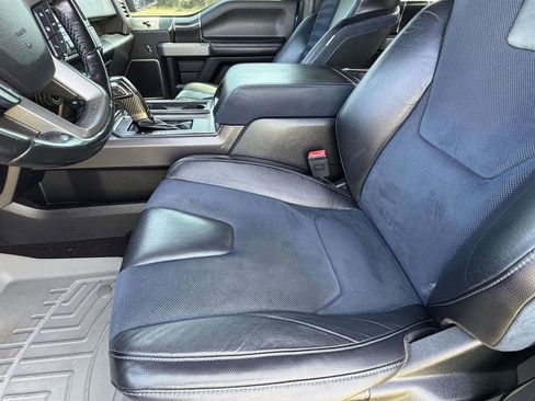 Used 2019 Ford F150 Raptor w/ Equipment Group 802A Luxury image 11