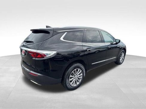 Used 2024 Buick Enclave Essence AWD/4WD image 4