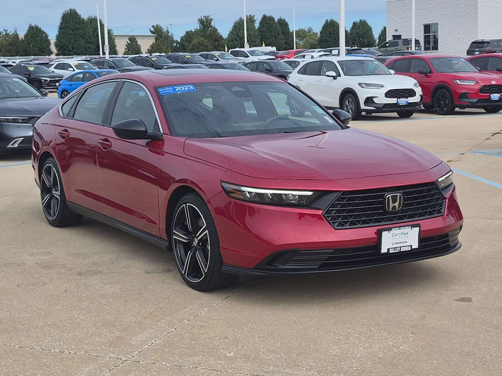 Used 2023 Honda Accord Sport image 4