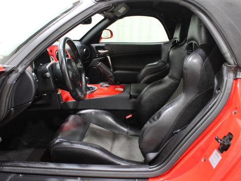 Used 2004 Dodge Viper SRT-10 image 3